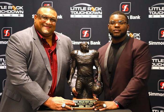 Mark Evans II, Willie Roaf Award winner; Credit: Little Rock Touchdown Club